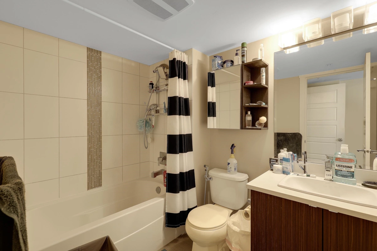 Dining Area Photo of 209 19936 56 Avenue, Langley, BC