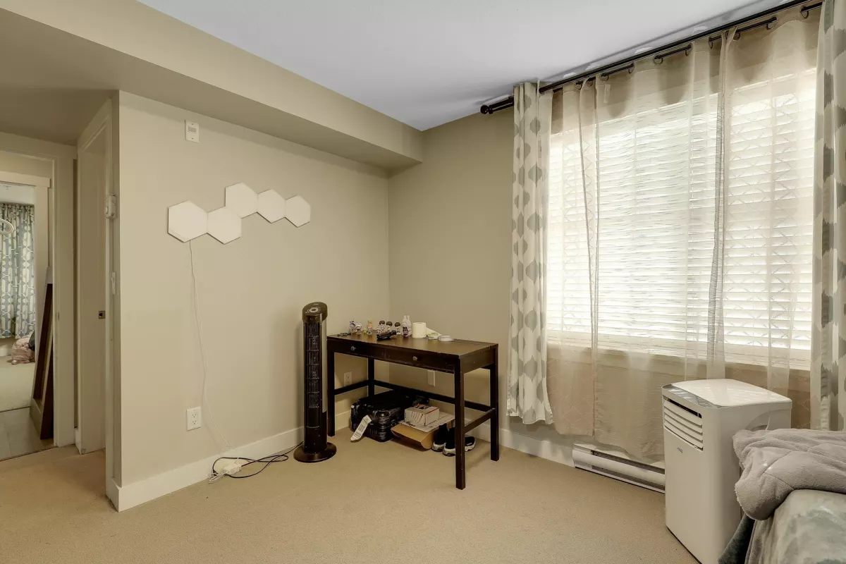 Family Room Photo of 209 19936 56 Avenue, Langley, BC