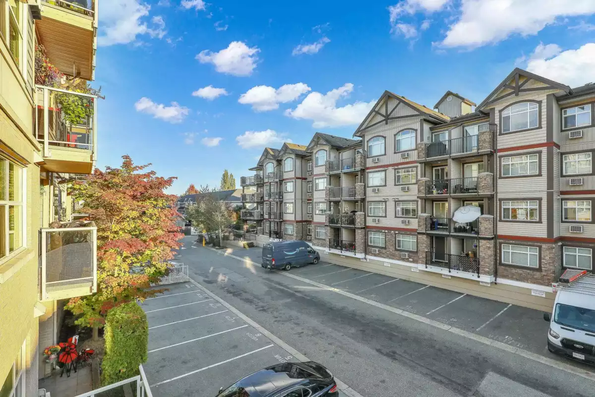 Laundry Room Photo of 209 19936 56 Avenue, Langley, BC