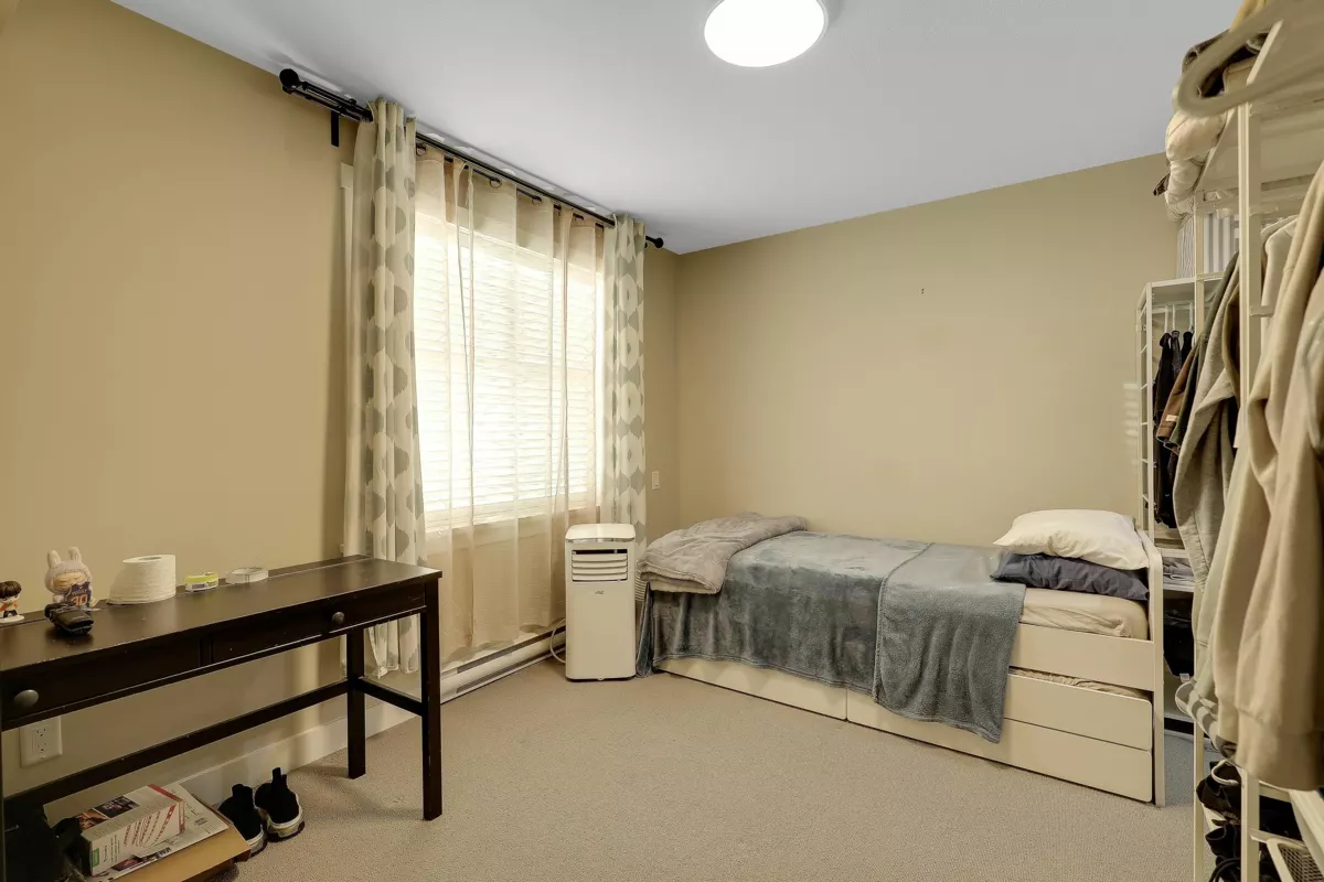 Living Room Photo of 209 19936 56 Avenue, Langley, BC