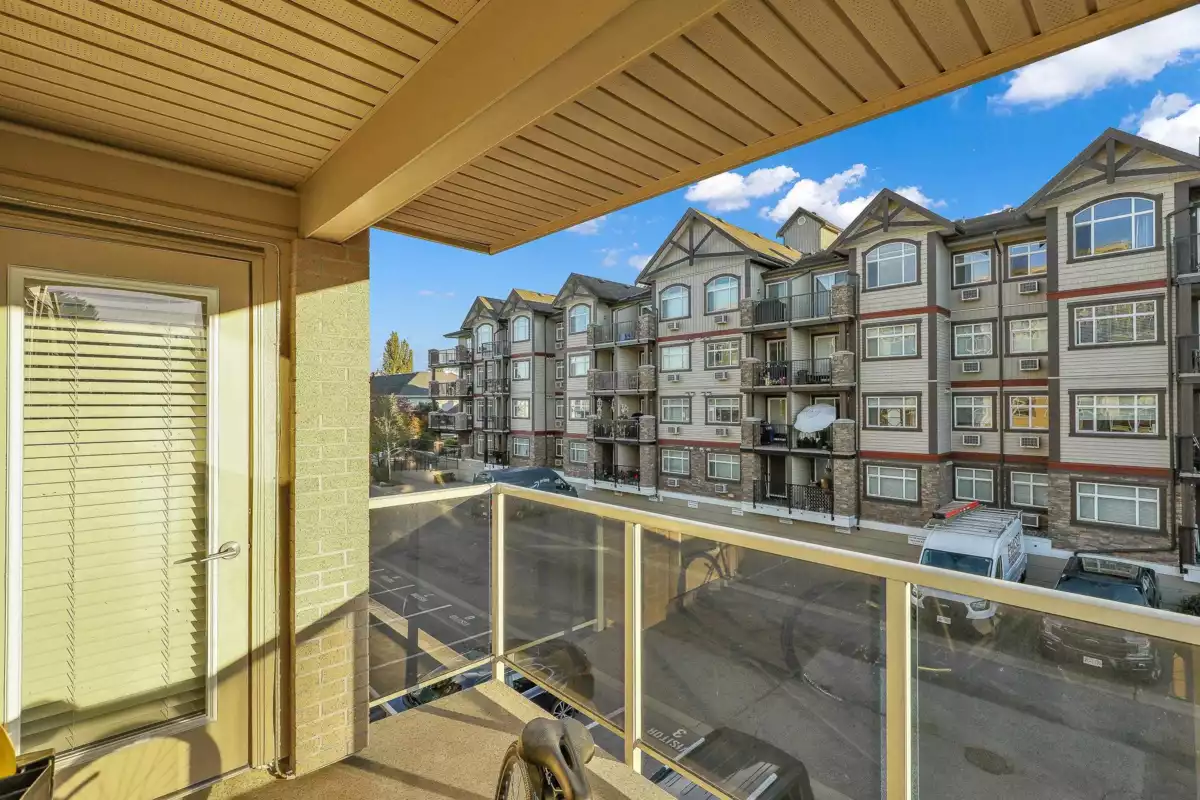 Loft / Bonus Room Photo of 209 19936 56 Avenue, Langley, BC