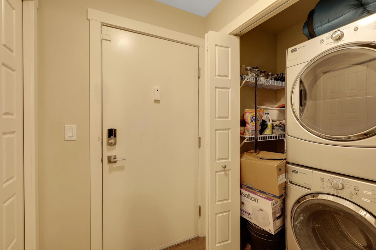 Office / Den Photo of 209 19936 56 Avenue, Langley, BC