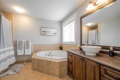 Laundry Room Photo of 8761 Machell Street, Mission, BC