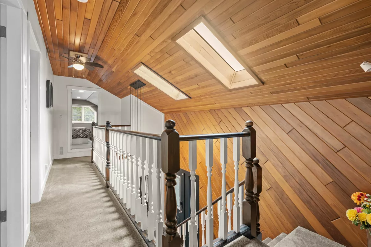 Basement Recreation Room Photo of 1752 Cedar Place, Agassiz, BC