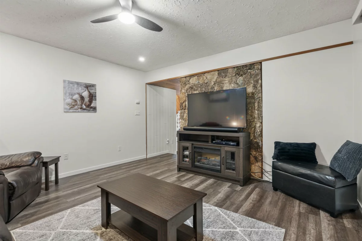 Bedroom 4 Photo of 1752 Cedar Place, Agassiz, BC