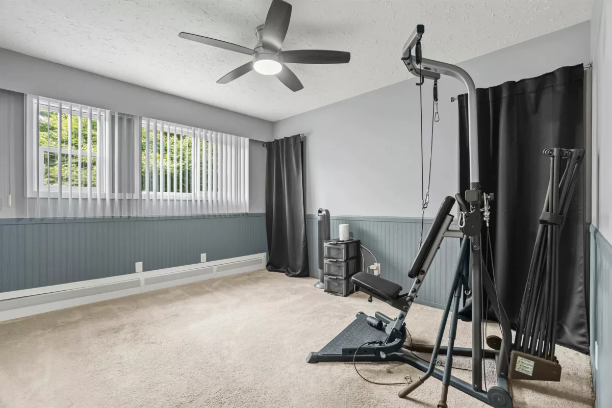 Entry Foyer Photo of 1752 Cedar Place, Agassiz, BC