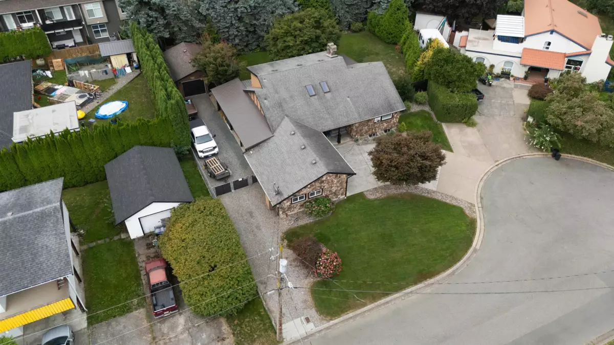 Fitness Center Photo Near 1752 Cedar Place, Agassiz, BC