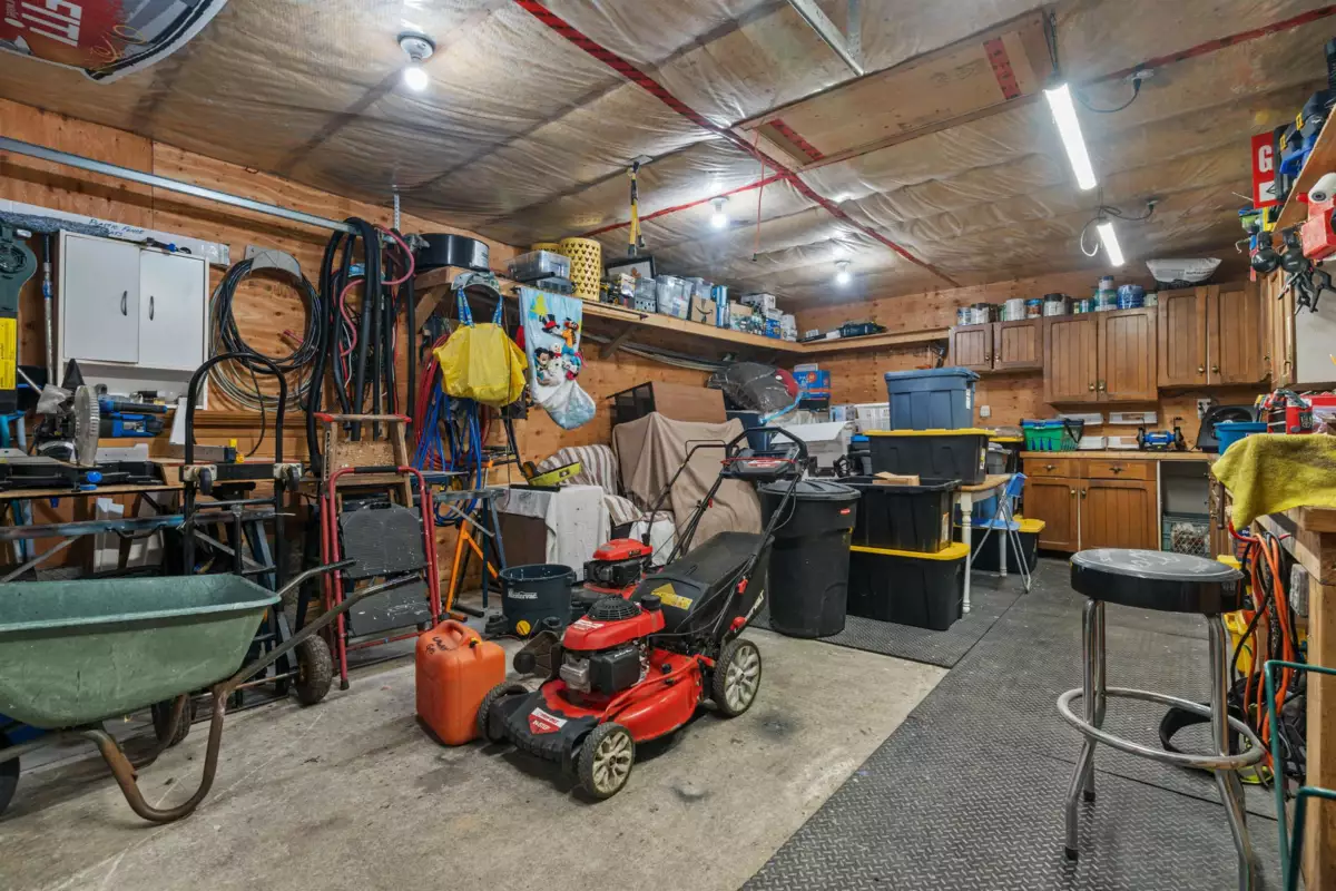 Garden / Landscaping Photo of 1752 Cedar Place, Agassiz, BC