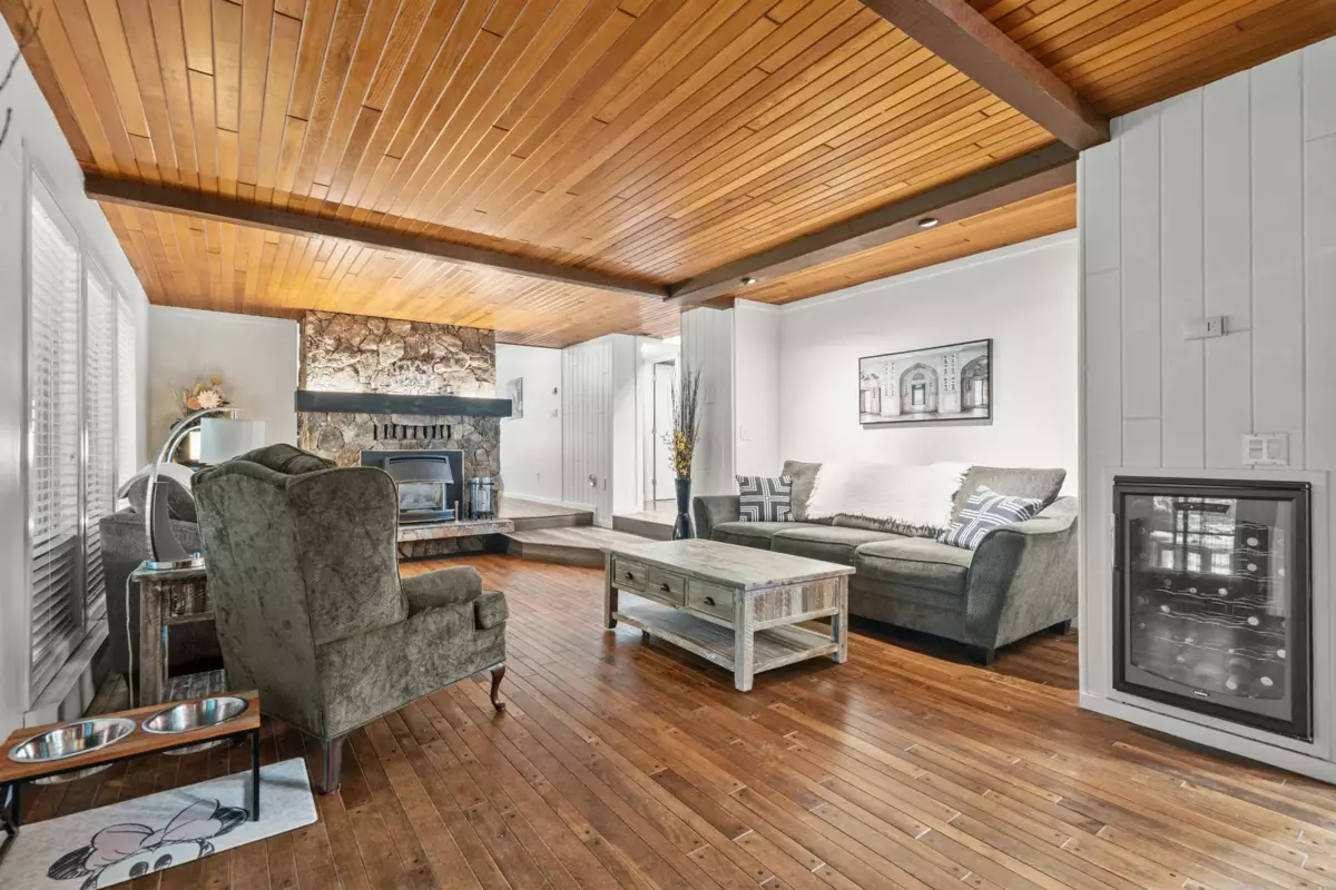 Primary Bedroom Photo of 1752 Cedar Place, Agassiz, BC