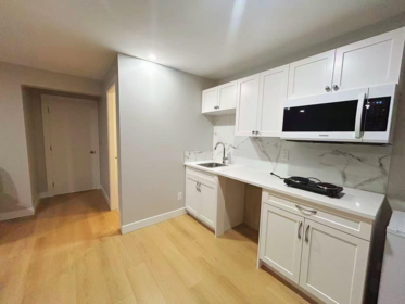 Mudroom Photo of 5068 7b Avenue, Delta, BC