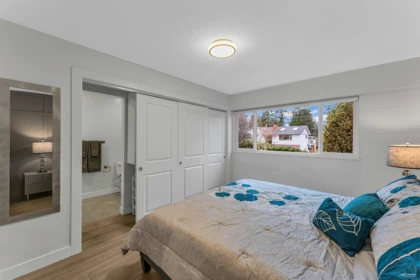 Powder Room Photo of 5068 7b Avenue, Delta, BC