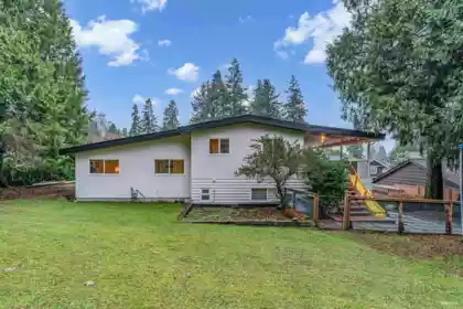 Swimming Pool Photo of 5068 7b Avenue, Delta, BC