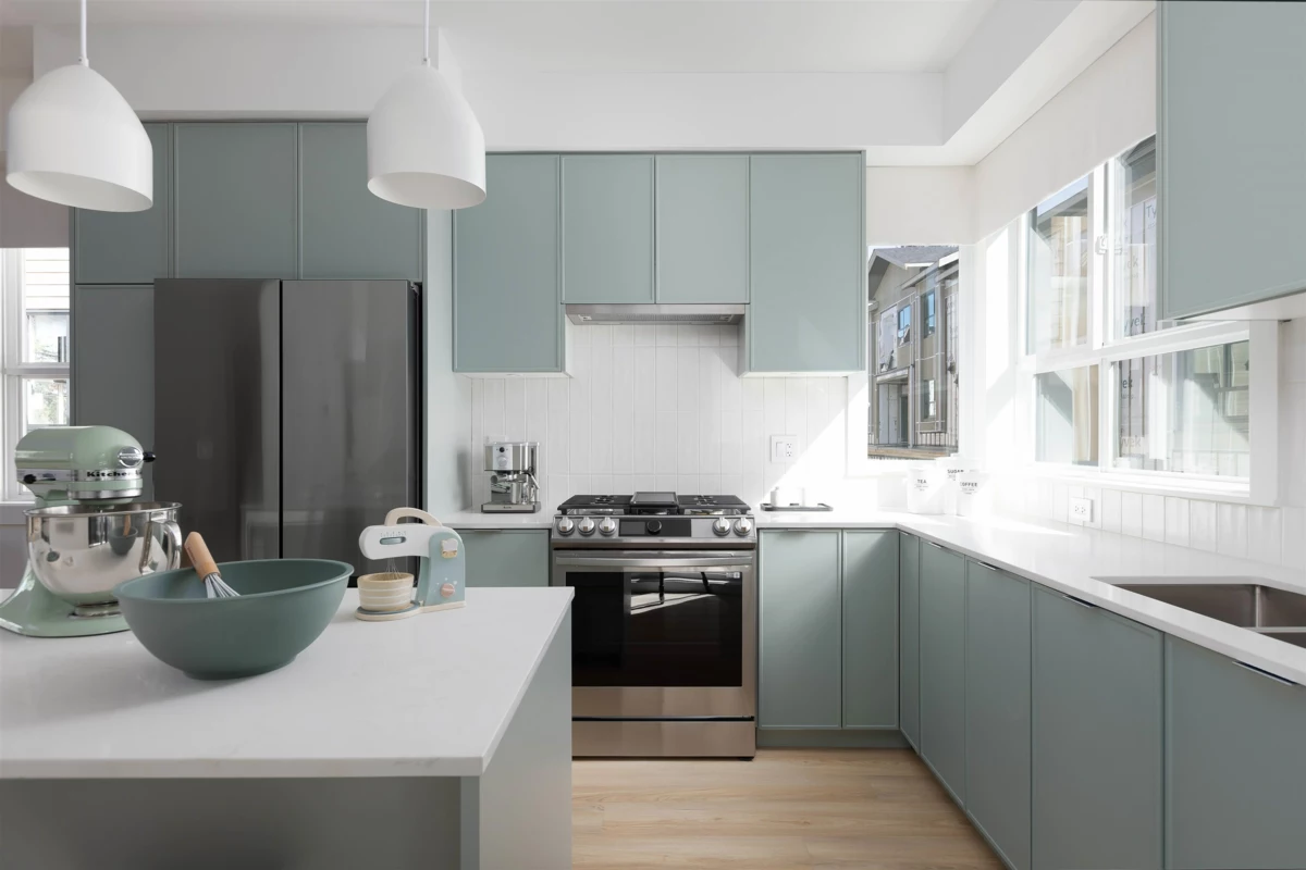 Dining Area Photo of 7 5378 198 Street, Langley, BC