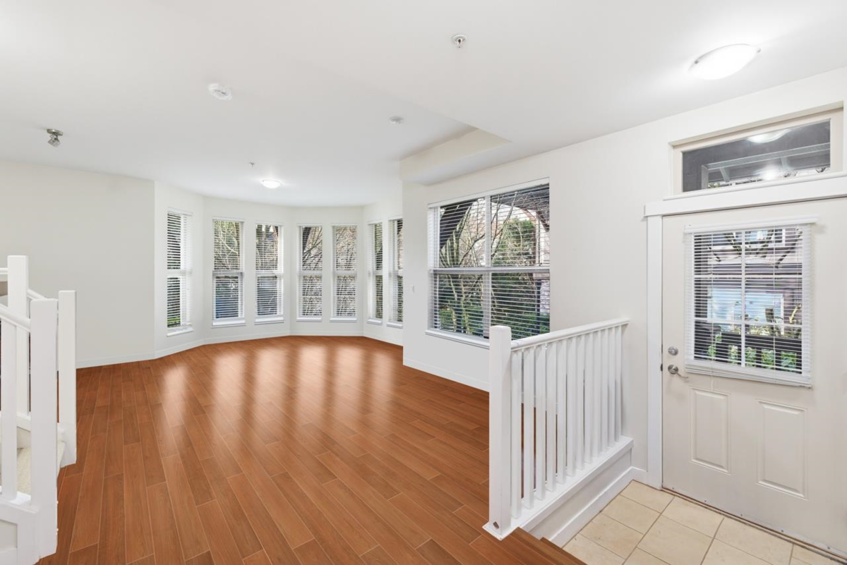 Family Room Photo of 310 E 14th Street, North Vancouver, BC