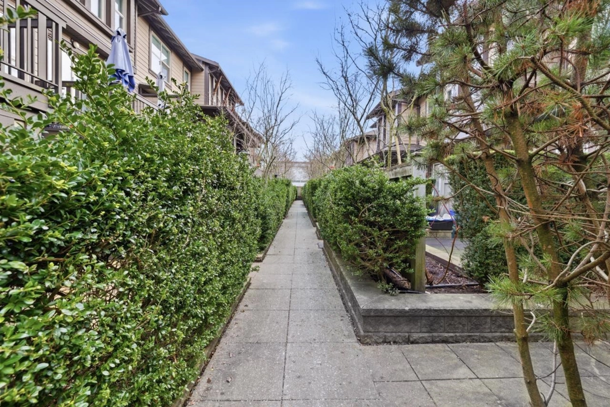 Outdoor Patio Photo of 310 E 14th Street, North Vancouver, BC