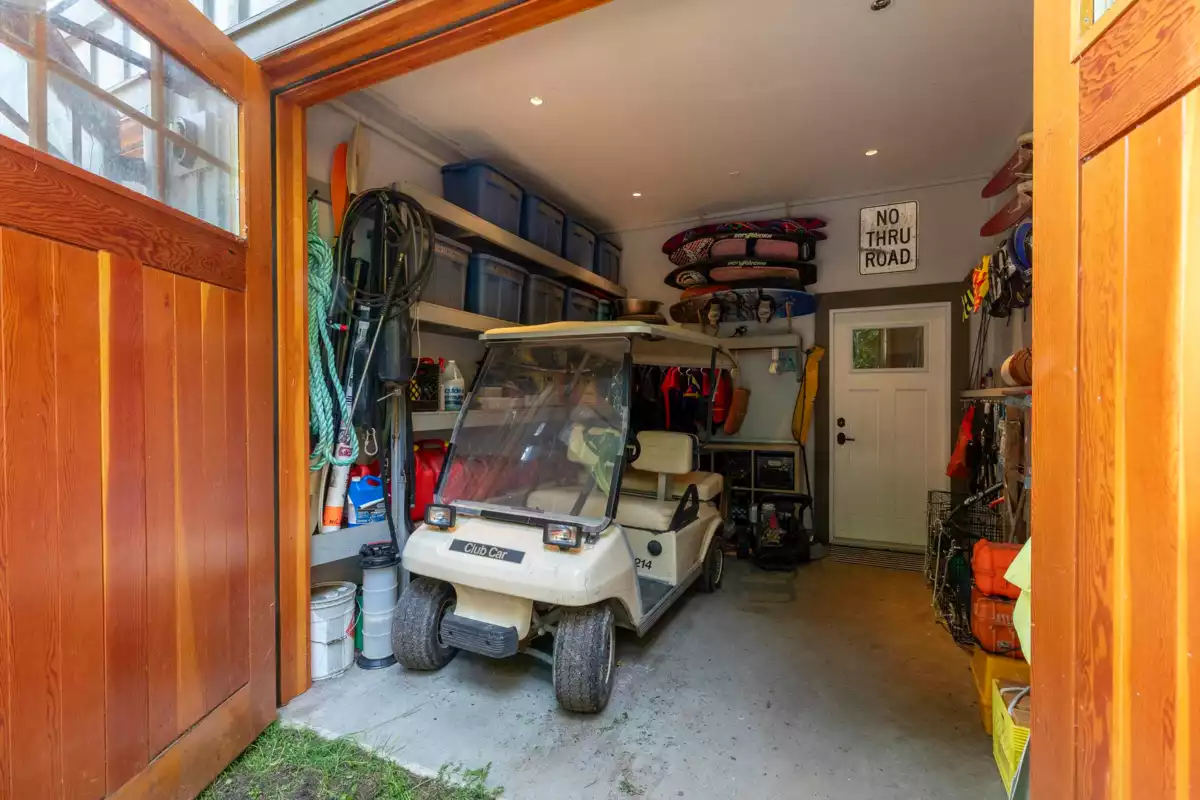 Hallway Photo of 329 Esplanade Road, Keats Island, BC