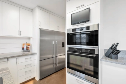 Walk-In Closet Photo of 325 17707 57a Avenue, Surrey, BC