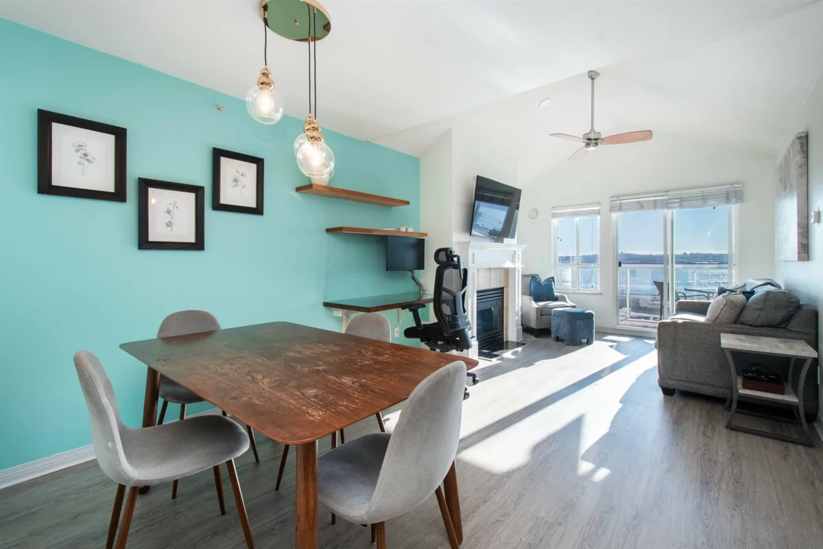 Breakfast Nook Photo of 409 365 E 1st Street, North Vancouver, BC