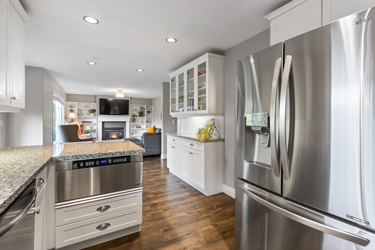 Bedroom 2 Photo of 511 Cottonwood Avenue, Harrison Hot Springs, BC