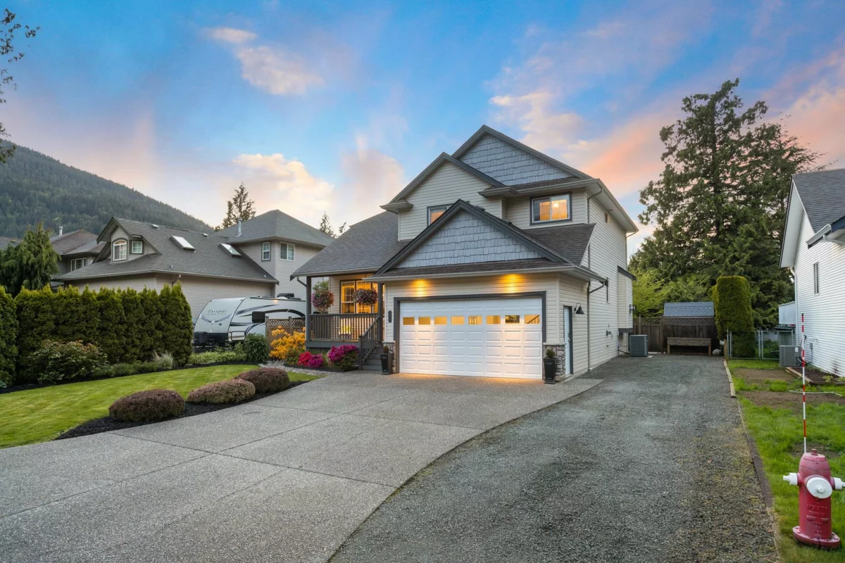 Exterior Rear Photo of 511 Cottonwood Avenue, Harrison Hot Springs, BC