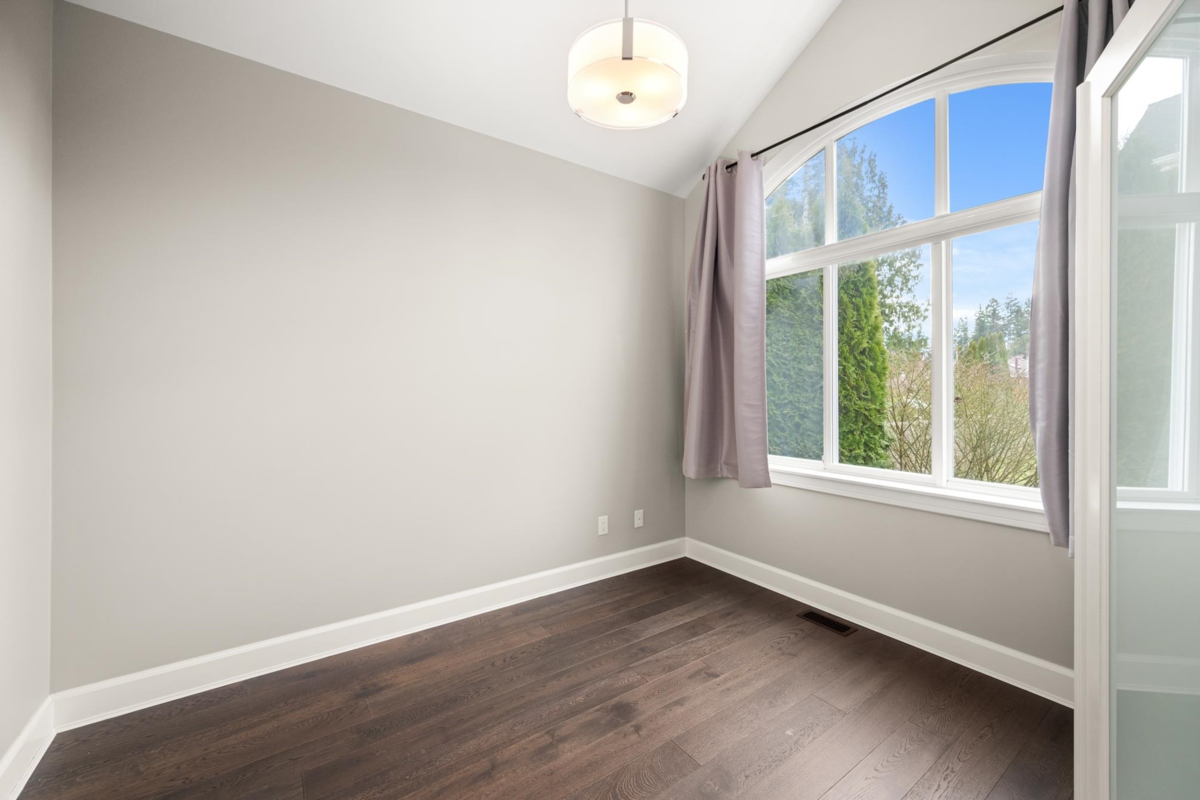 Kitchen Photo of 1096 165 Street, Surrey, BC