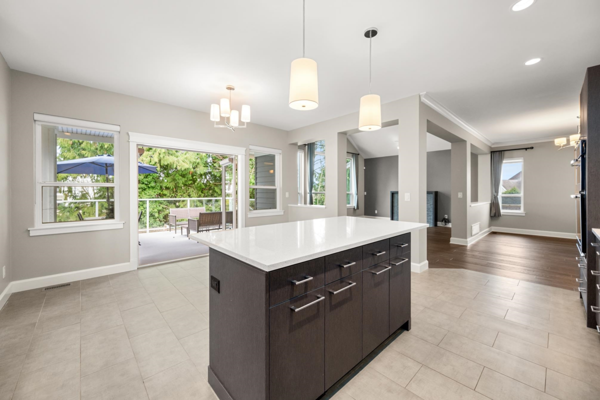 Powder Room Photo of 1096 165 Street, Surrey, BC