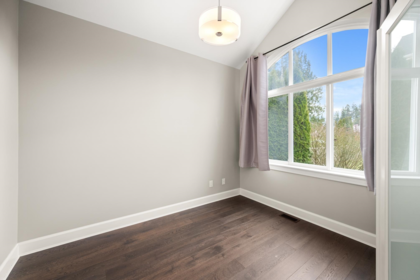 Kitchen Photo of 1096 165 Street, Surrey, BC