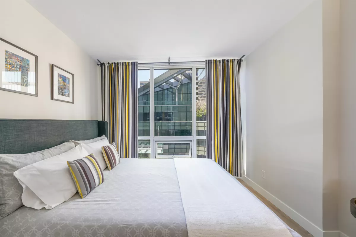 Guest Bathroom Photo of 707 1166 Melville Street, Vancouver, BC