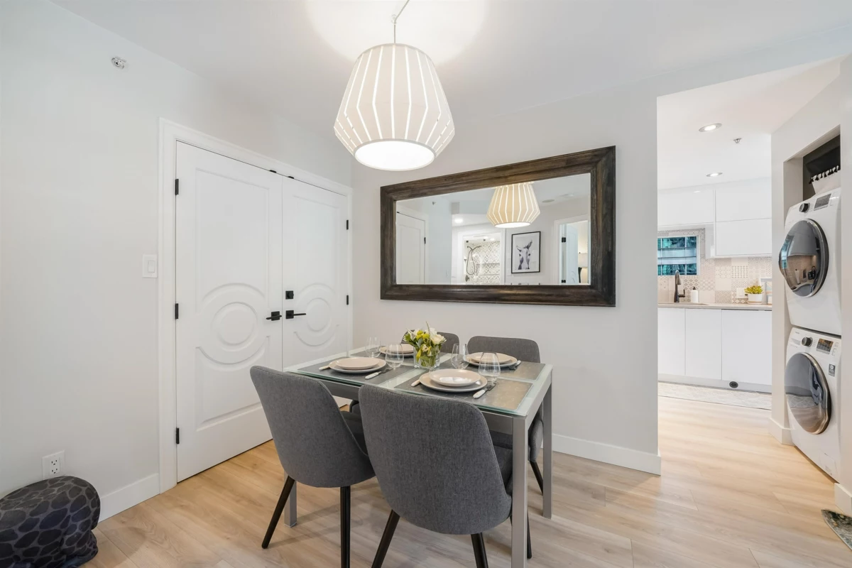 Primary Bathroom Photo of 707 1166 Melville Street, Vancouver, BC