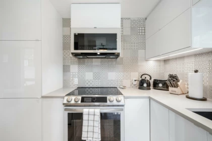707 1166 Melville Street, Vancouver, BC