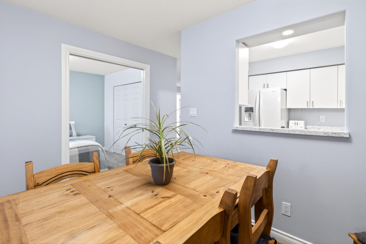 Basement Recreation Room Photo of 307 33675 Marshall Road, Abbotsford, BC