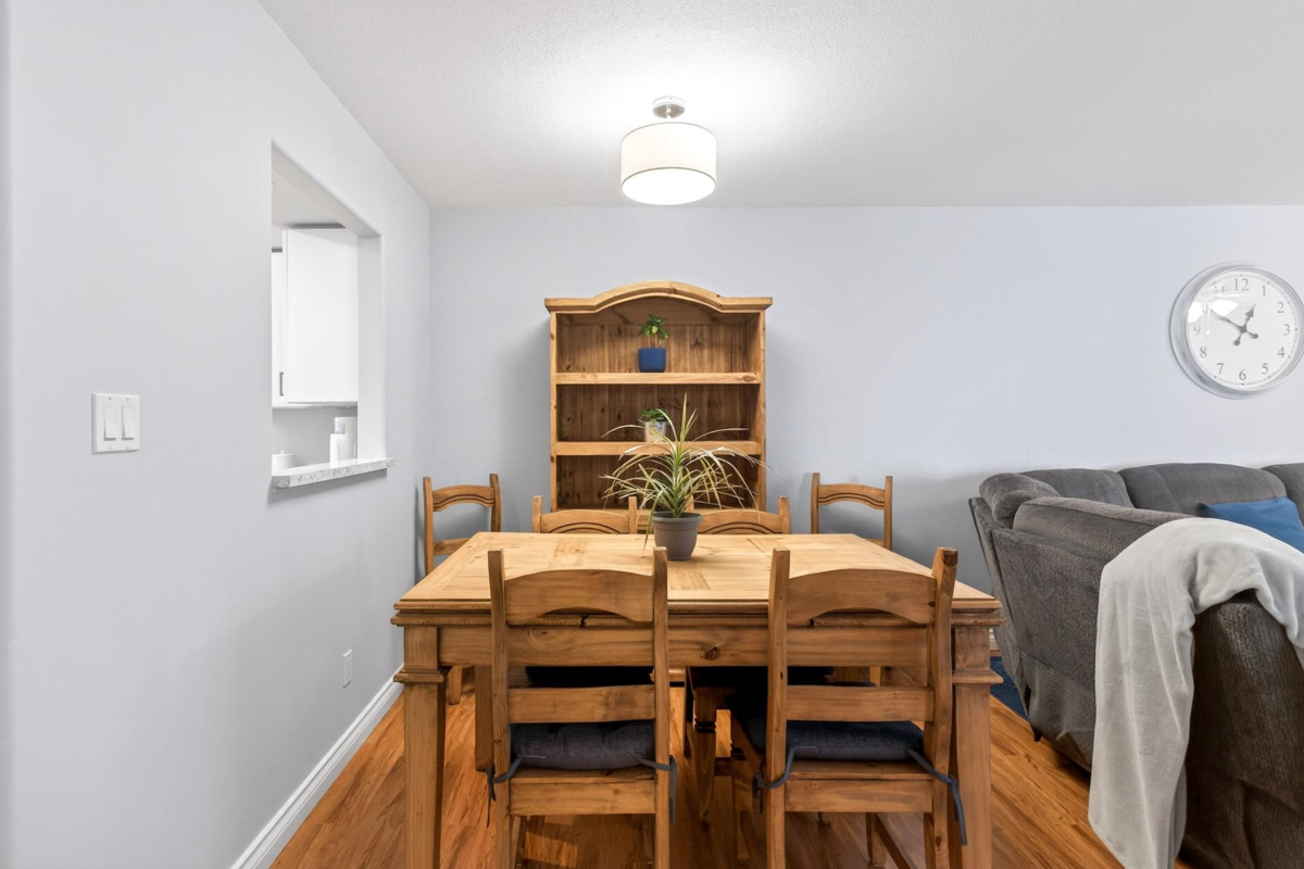 Bedroom 3 Photo of 307 33675 Marshall Road, Abbotsford, BC