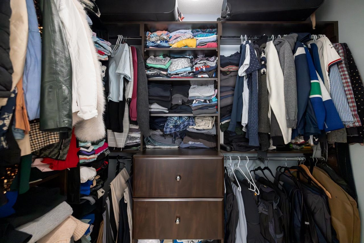 Hallway Photo of 18940 72 Avenue, Surrey, BC