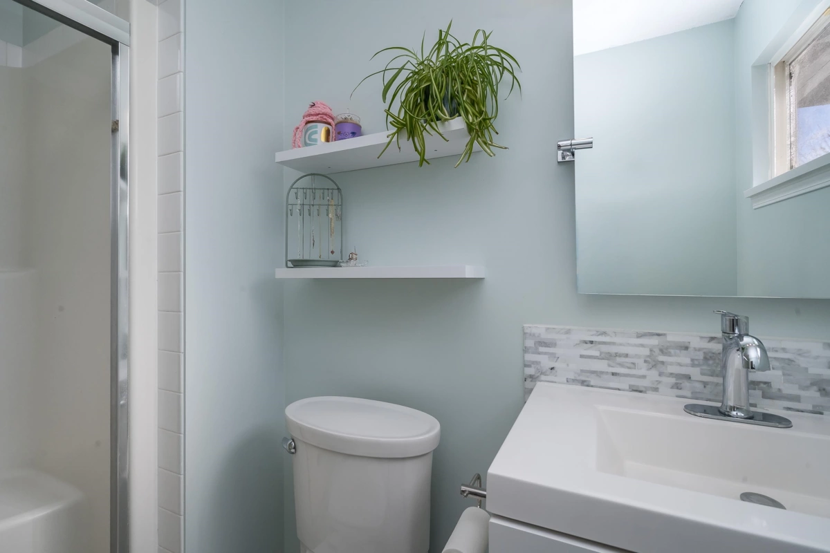Garage Interior Photo of 10 35287 Old Yale Road, Abbotsford, BC