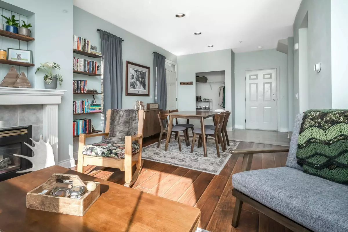 Pantry Photo of 10 35287 Old Yale Road, Abbotsford, BC