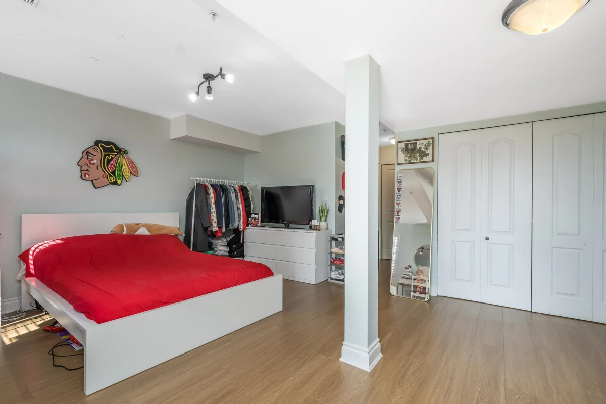 Swimming Pool Photo of 10 35287 Old Yale Road, Abbotsford, BC