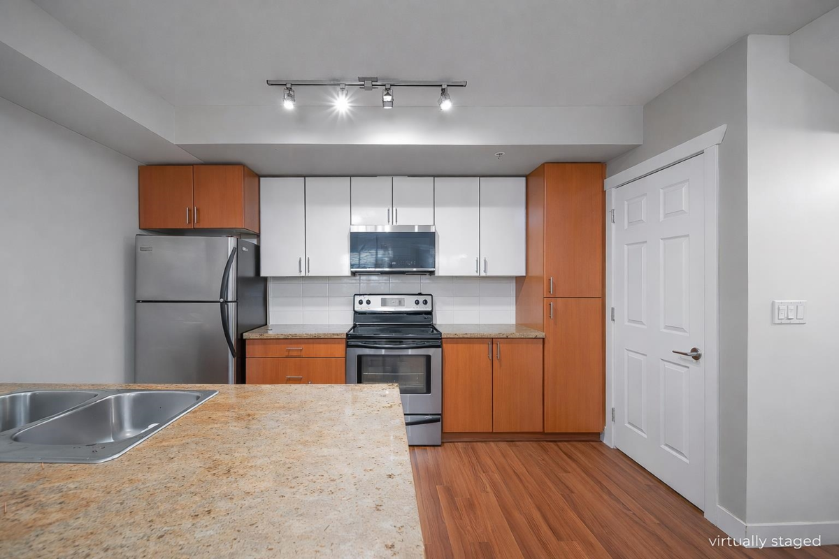 Dining Area Photo of 41 13239 Old Yale Road, Surrey, BC