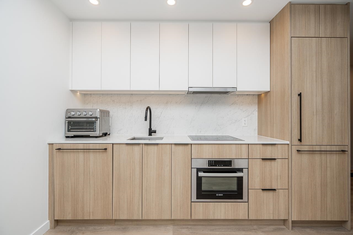 Pantry Photo of 205 13685 102 Avenue, Surrey, BC