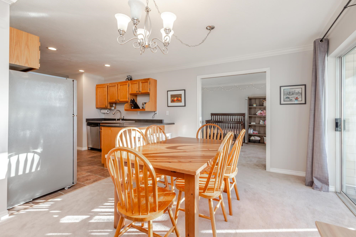 Basement Recreation Room Photo of 202 5641 201 Street, Langley, BC