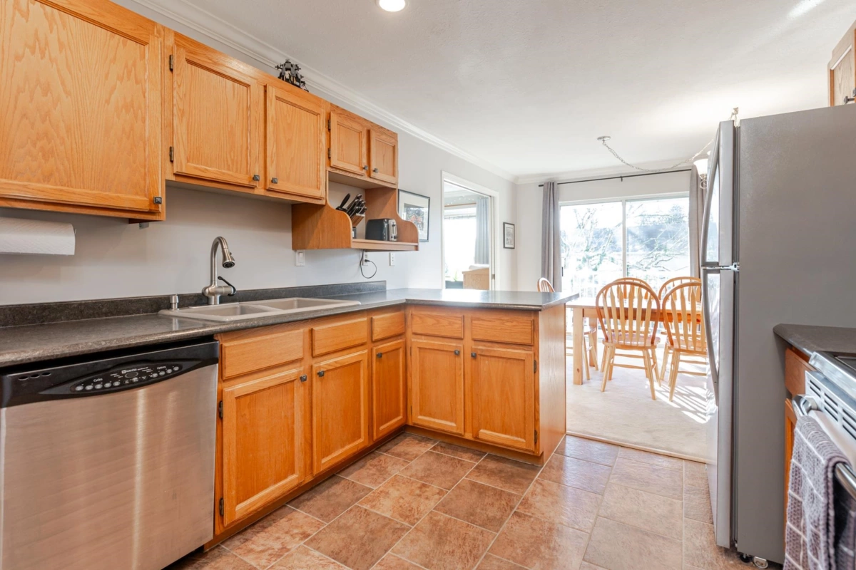 Bedroom 3 Photo of 202 5641 201 Street, Langley, BC