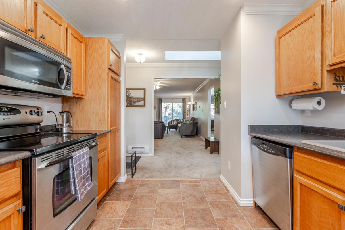 Bedroom 4 Photo of 202 5641 201 Street, Langley, BC