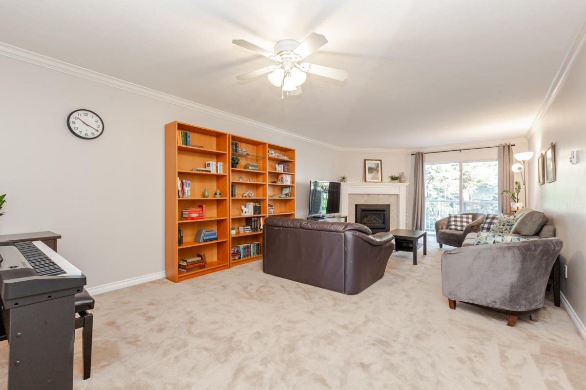 Breakfast Nook Photo of 202 5641 201 Street, Langley, BC