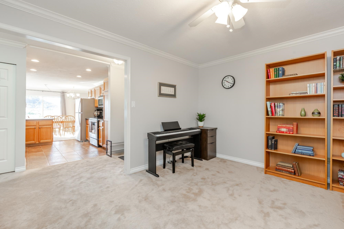 Primary Bathroom Photo of 202 5641 201 Street, Langley, BC