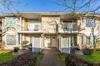 202 5641 201 Street, Langley, BC, Langley City — 2 bed townhouse for sale