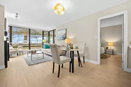 303 7328 Arcola Street, Burnaby, BC, Burnaby — Apartment/Condo for sale