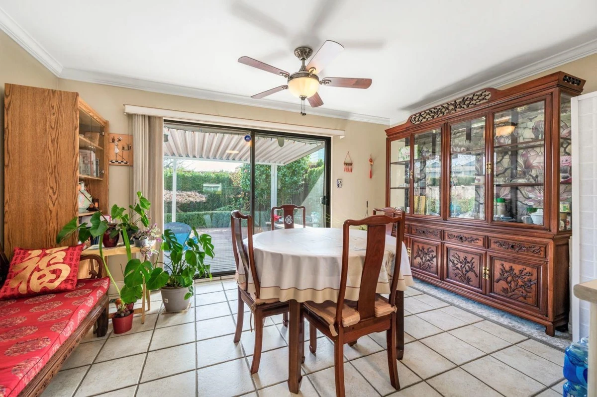 Family Room Photo of 10660 Canso Crescent, Richmond, BC