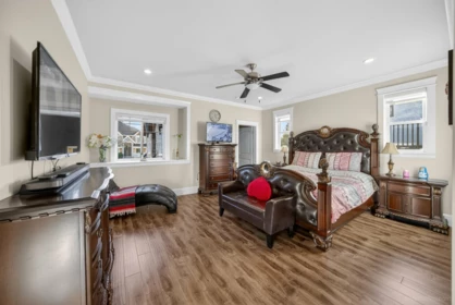 Powder Room Photo of 12855 107a Avenue, Surrey, BC