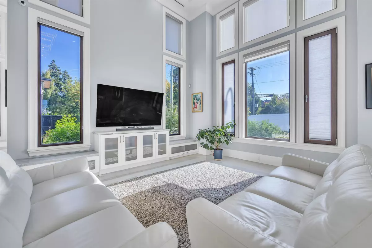 Family Room Photo of 6031 Woodwards Road, Richmond, BC