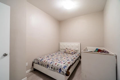 Laundry Room Photo of 401 13728 108 Avenue, Surrey, BC