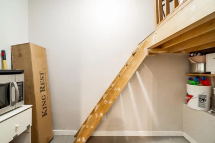 Staircase Photo of 401 13728 108 Avenue, Surrey, BC